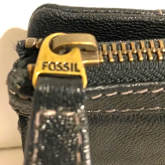 Fossil Black Leather wallet - Picture 6 of 7